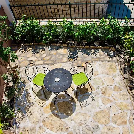 Luxury Minerva Gardens Apartman