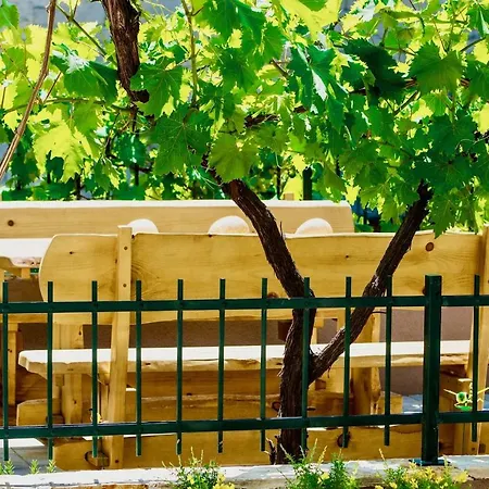 Luxury Minerva Gardens سبليت