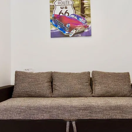 Luxury Minerva Gardens شقة *