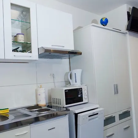 Luxury Minerva Gardens شقة *