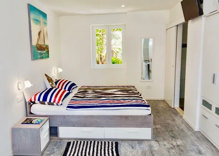 Luxury Minerva Gardens Apartman