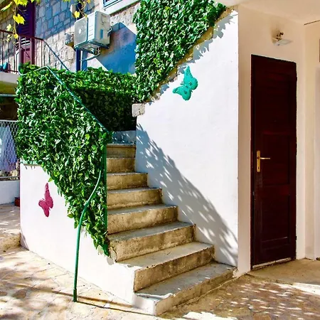 Lägenhet Luxury Minerva Gardens Split