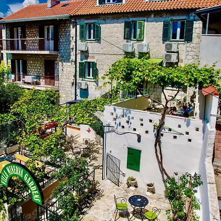 Luxury Minerva Gardens Lägenhet Split