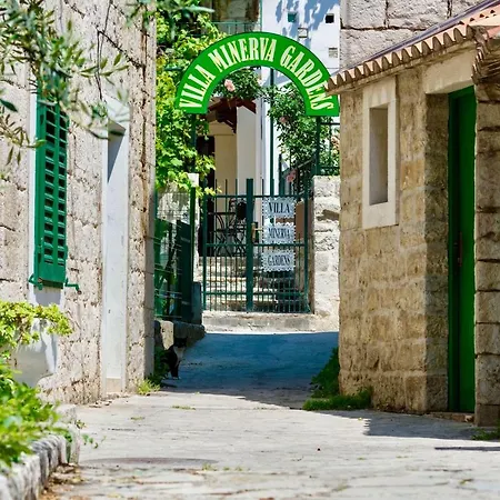 Lägenhet Luxury Minerva Gardens Split