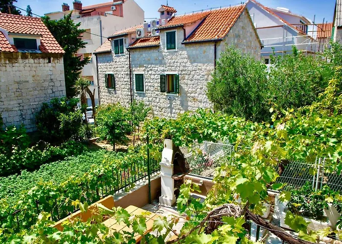 Luxury Minerva Gardens Lägenhet Split